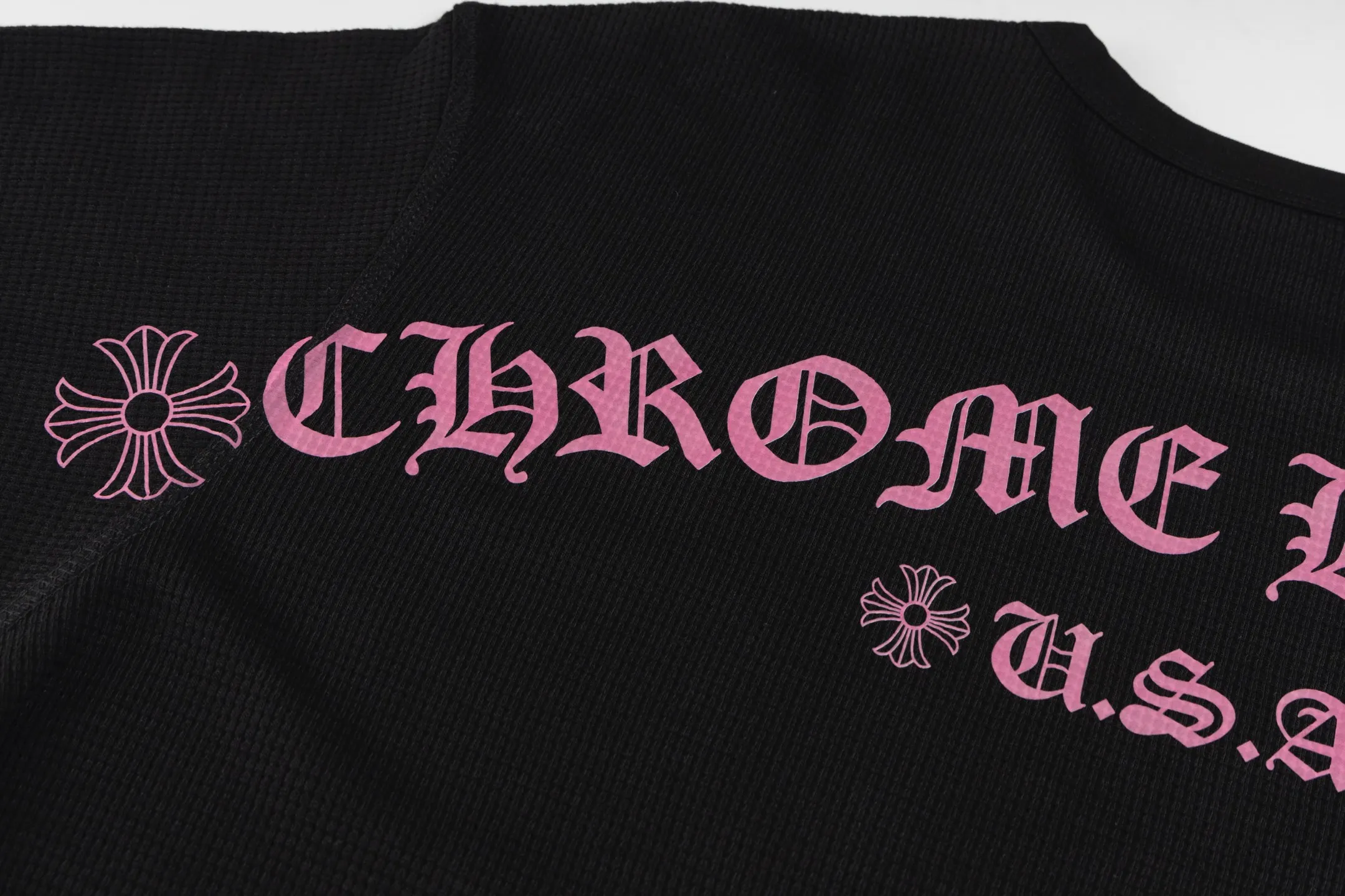 🅿️380 [Exclusive supply] CH Crow Heart USA limited black pink waffle long sleeves. The original version was purchased for 3500 and developed. The fabric is made of 280g cotton waffle double-layer material, and the printing is made of high-temperature heat transfer. The embroidery adopts imported Tajima embroidery. The overall wiring is straight and delicate, the fabric is comfortable and soft, and the color is consistent without color difference. It can be matched with the same style to create a fashionable look and control various occasions. Customized accessories, complete with three standards, same style for men and women! Size:S/M/L